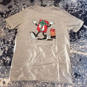 NIKE Graphic Tee with Presents